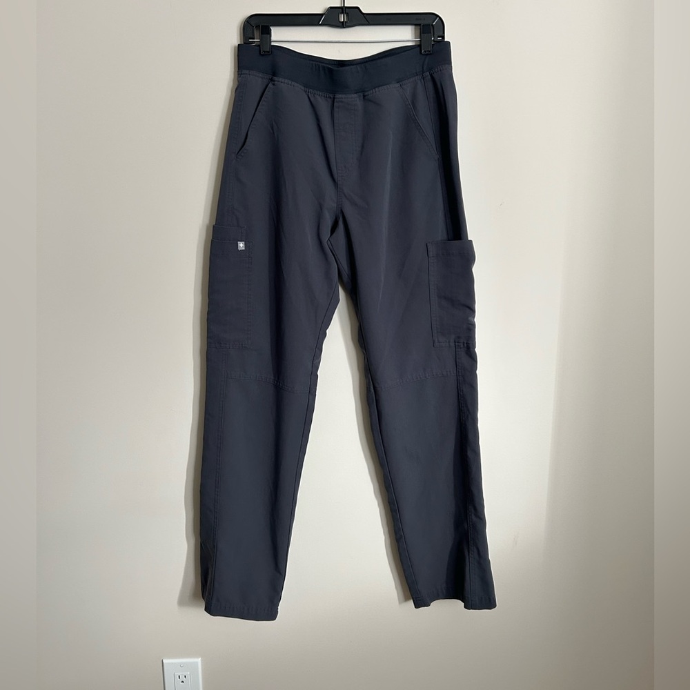 Figs Axim Cargo Scrub Pants Size Medium Grey